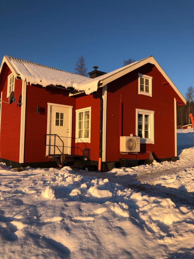 Trevlig Stuga Naera Hovfjaellet Torsby Extérieur photo